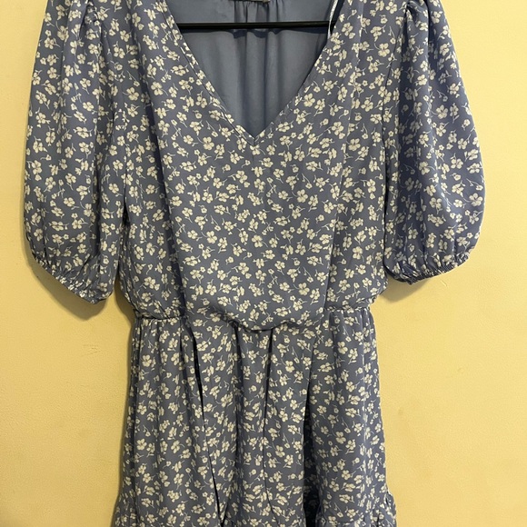 Cute summer dress - Picture 2 of 6